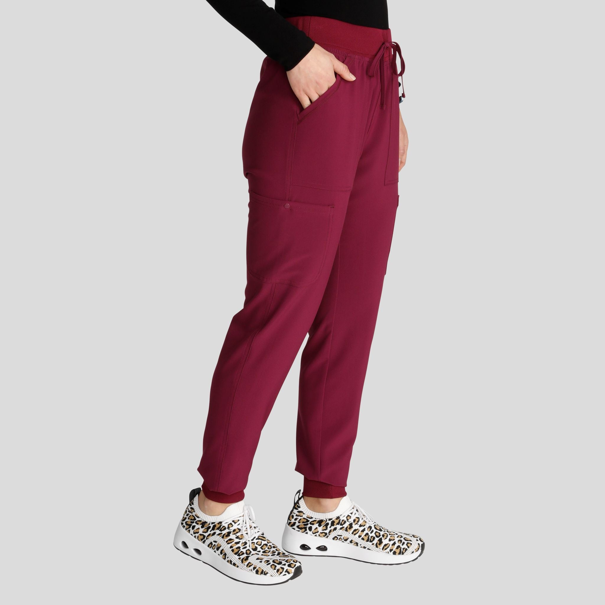 Women's Natural Rise Jogger Scrub Pant