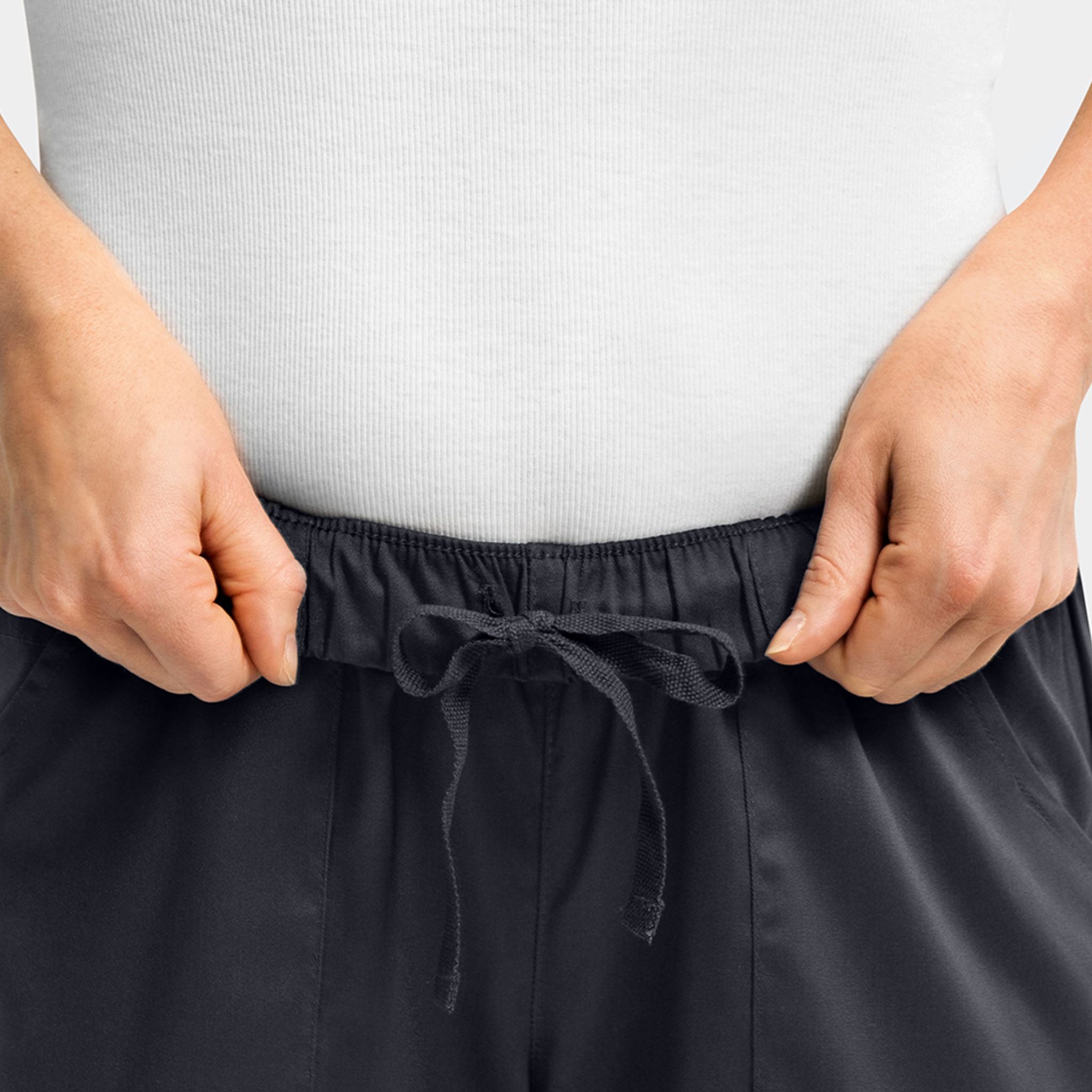 Women’s Elastic Waist Pant