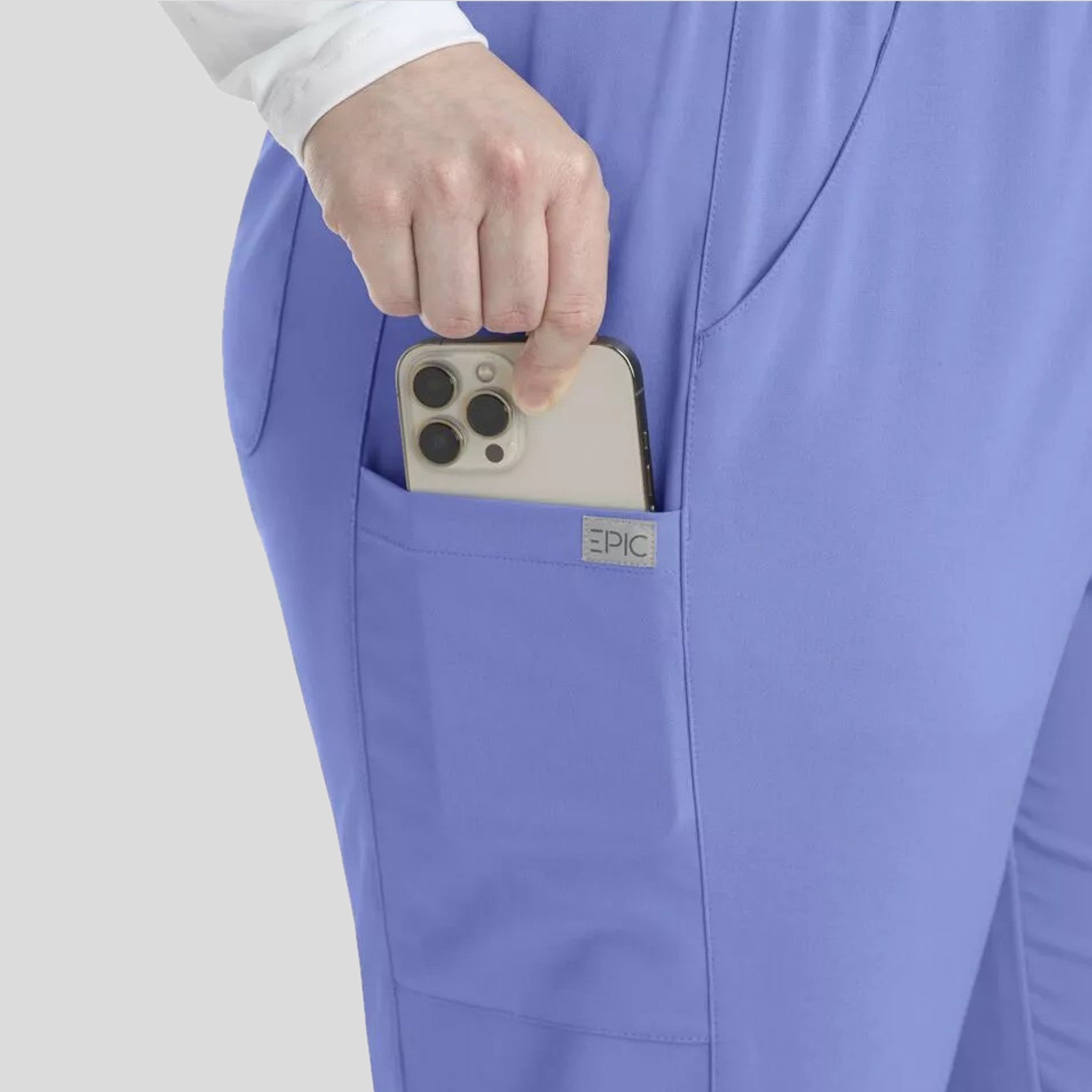 Women's Tapered Leg Pant