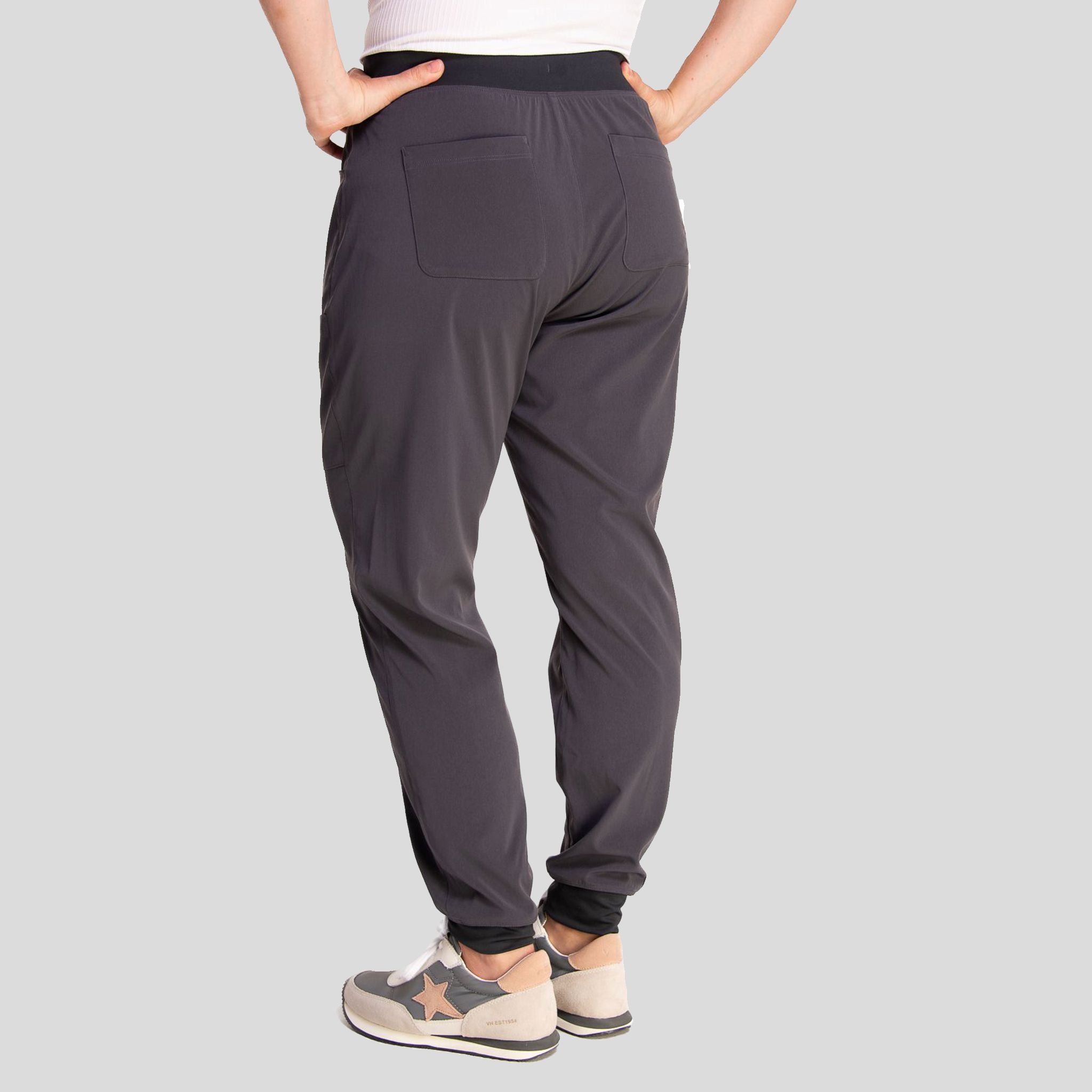 Women’s Jogger Scrub Pants