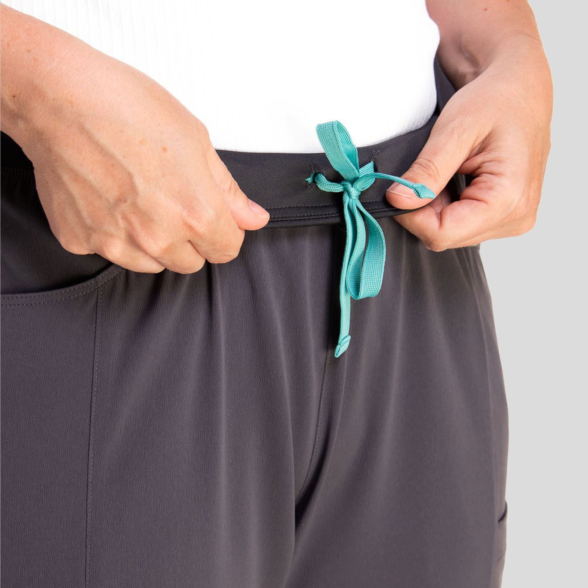 Women’s Jogger Scrub Pants