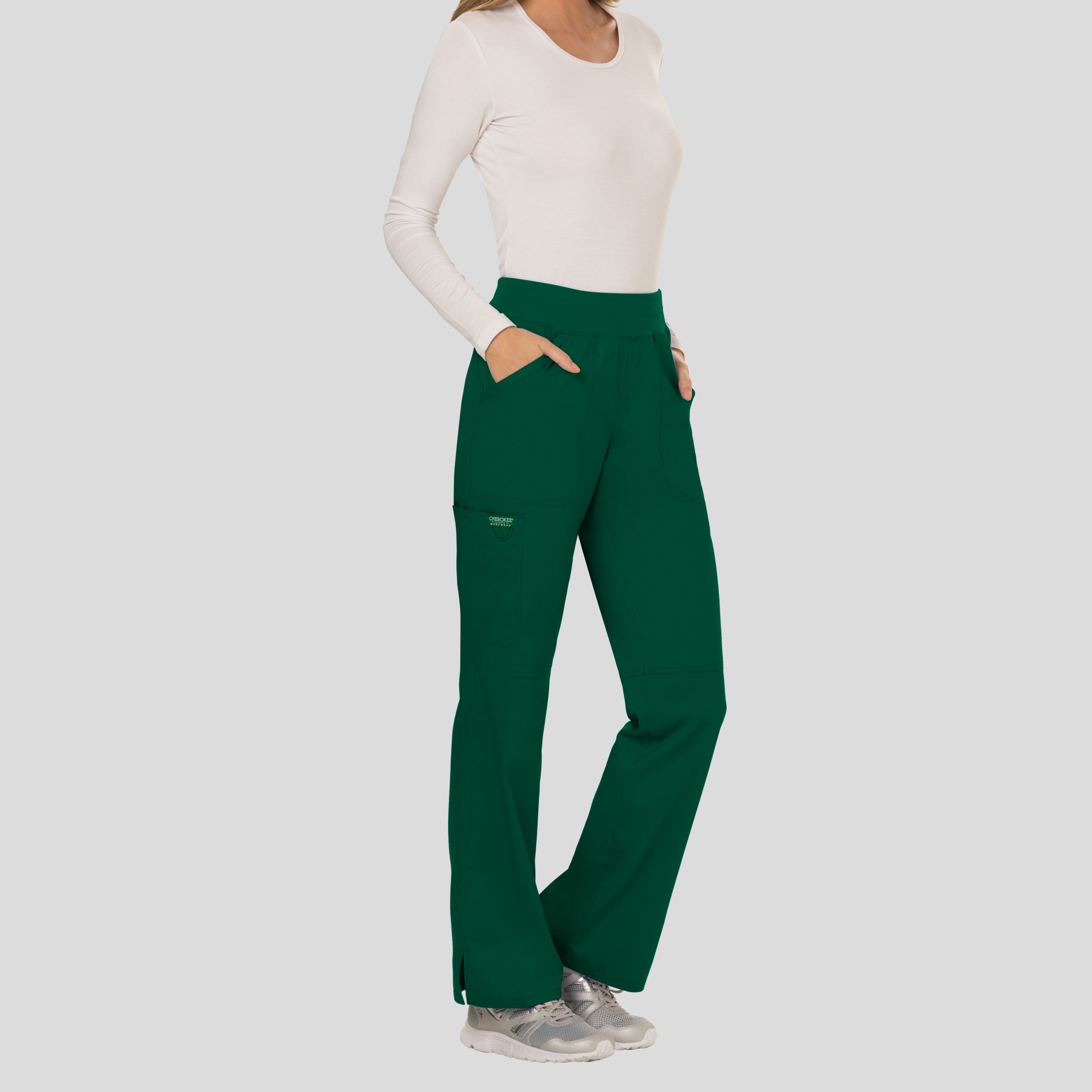 Women's Elastic Waistband Cargo Pull-On Scrub Pant