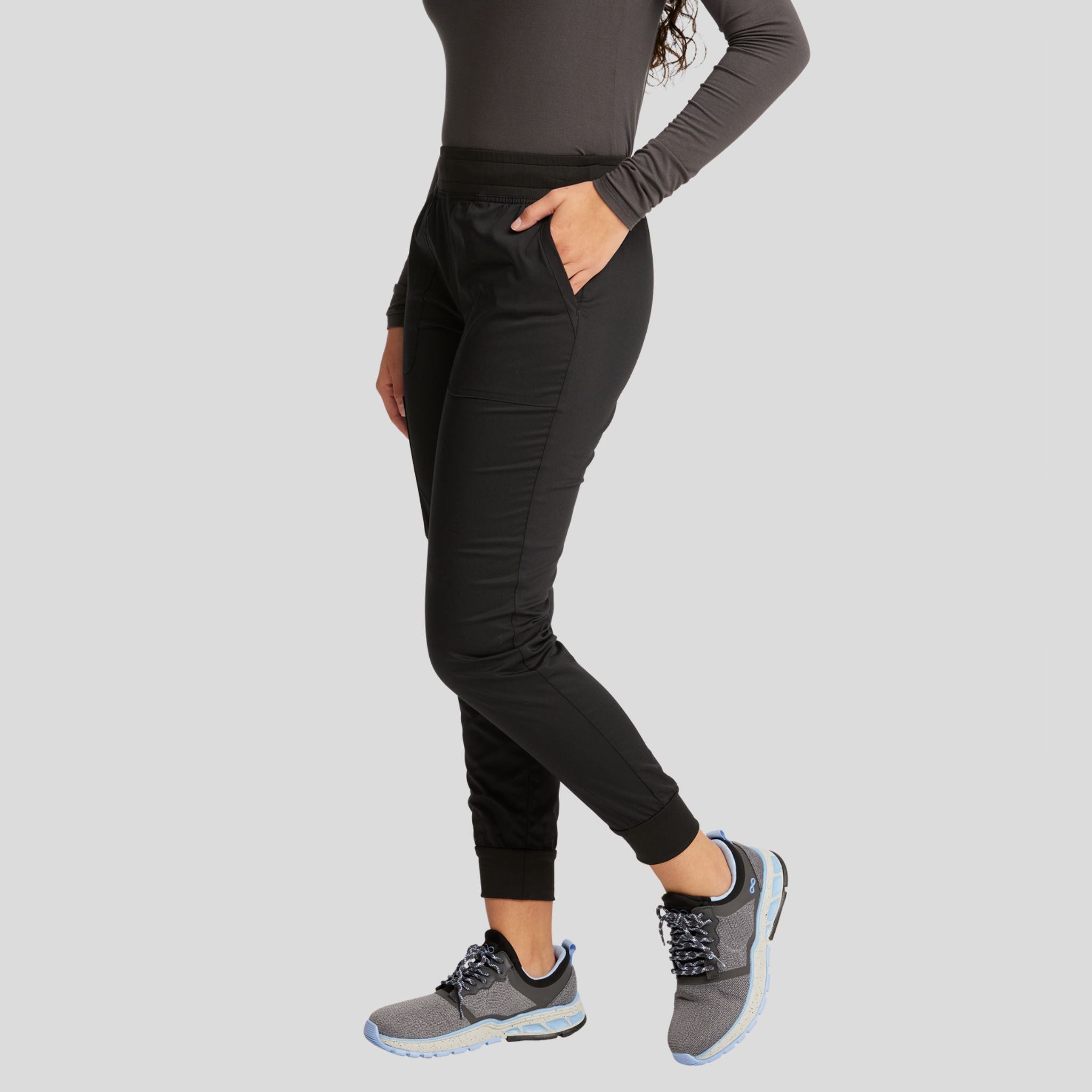 Women's Mid Rise Jogger Scrub Pant