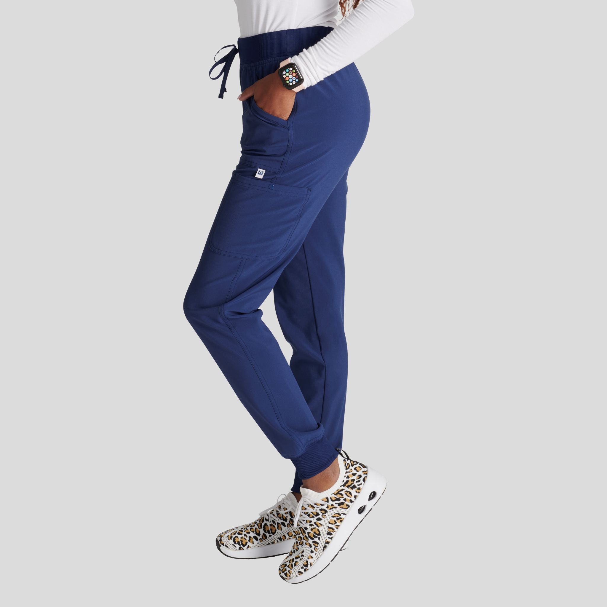 Women's Natural Rise Jogger Scrub Pant