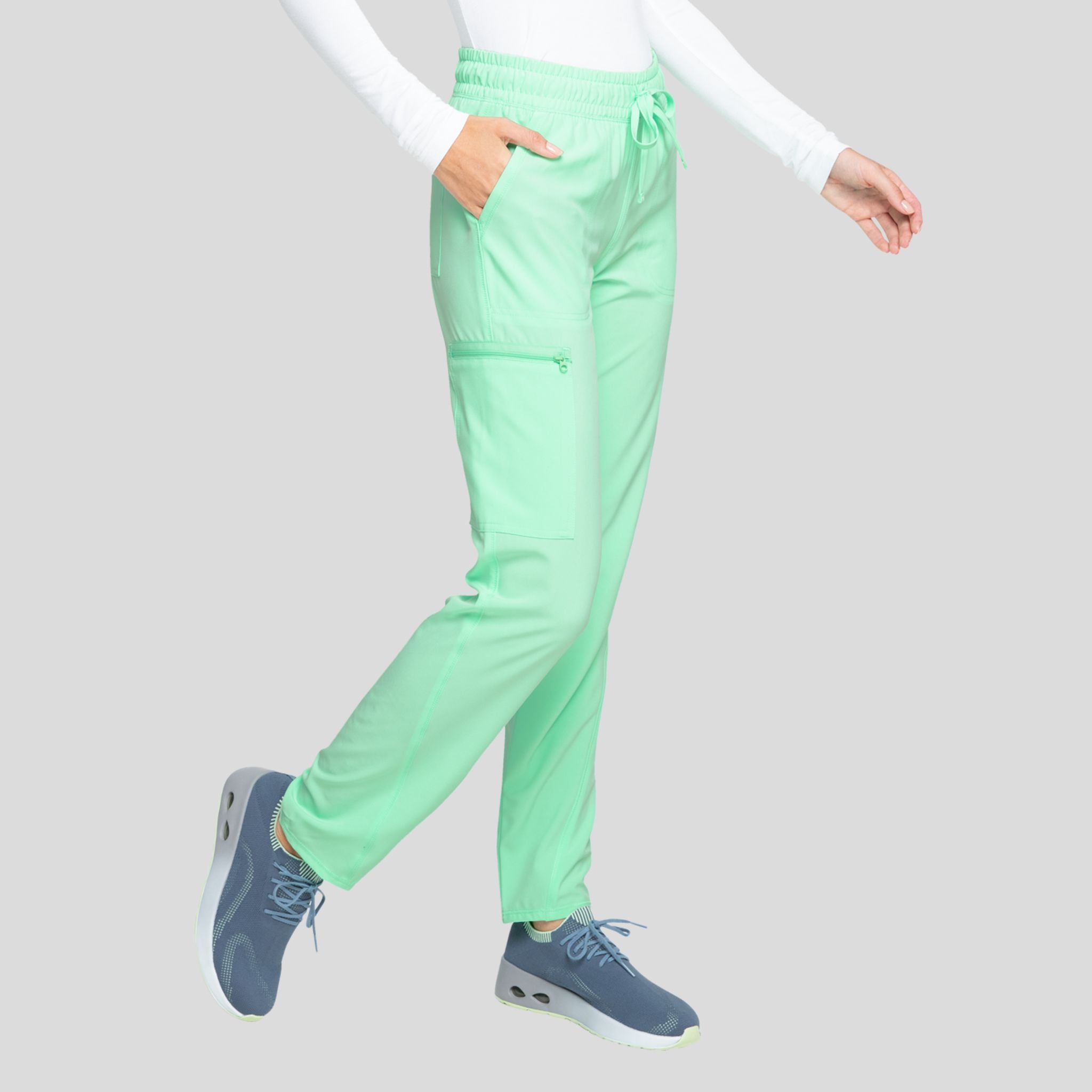 Mid Rise Tapered Leg Drawstring Pant