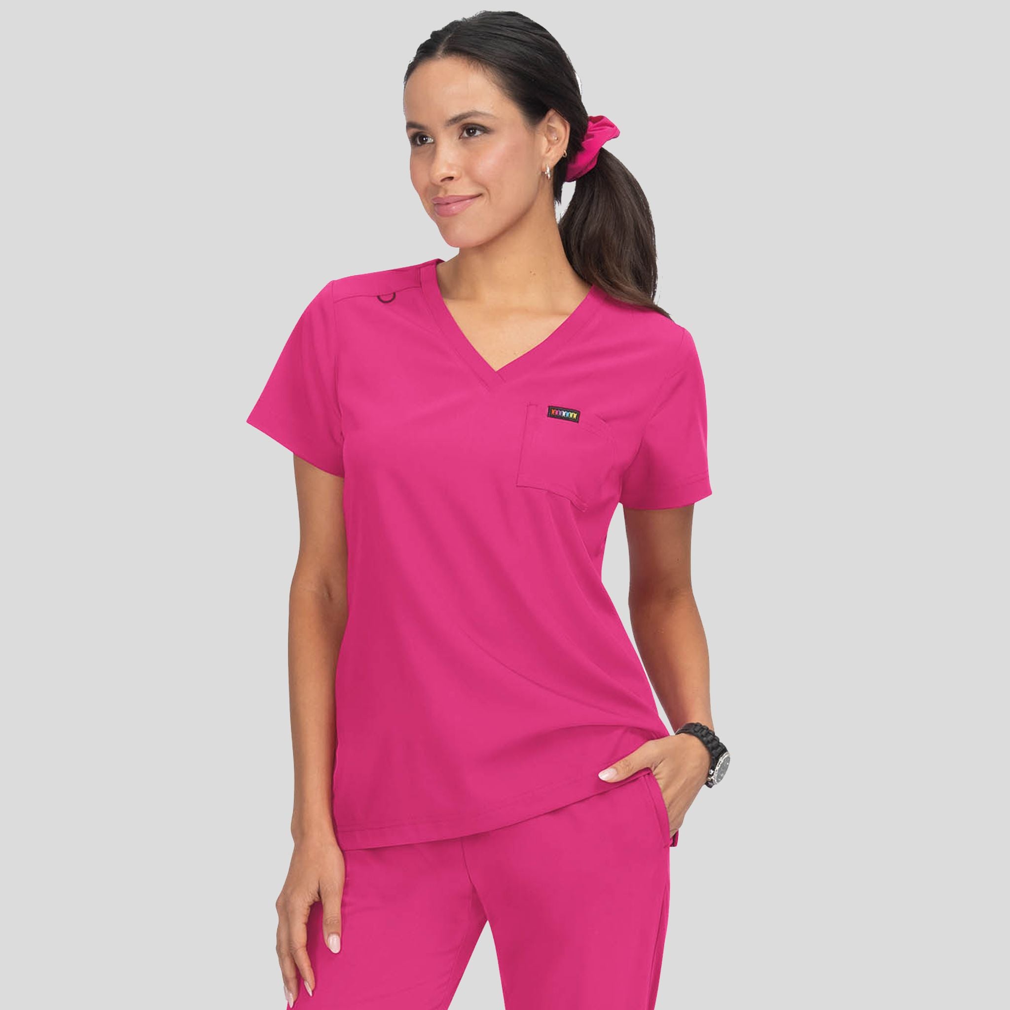 Coco Women's 1-Pocket Tuck-In Scrub Top