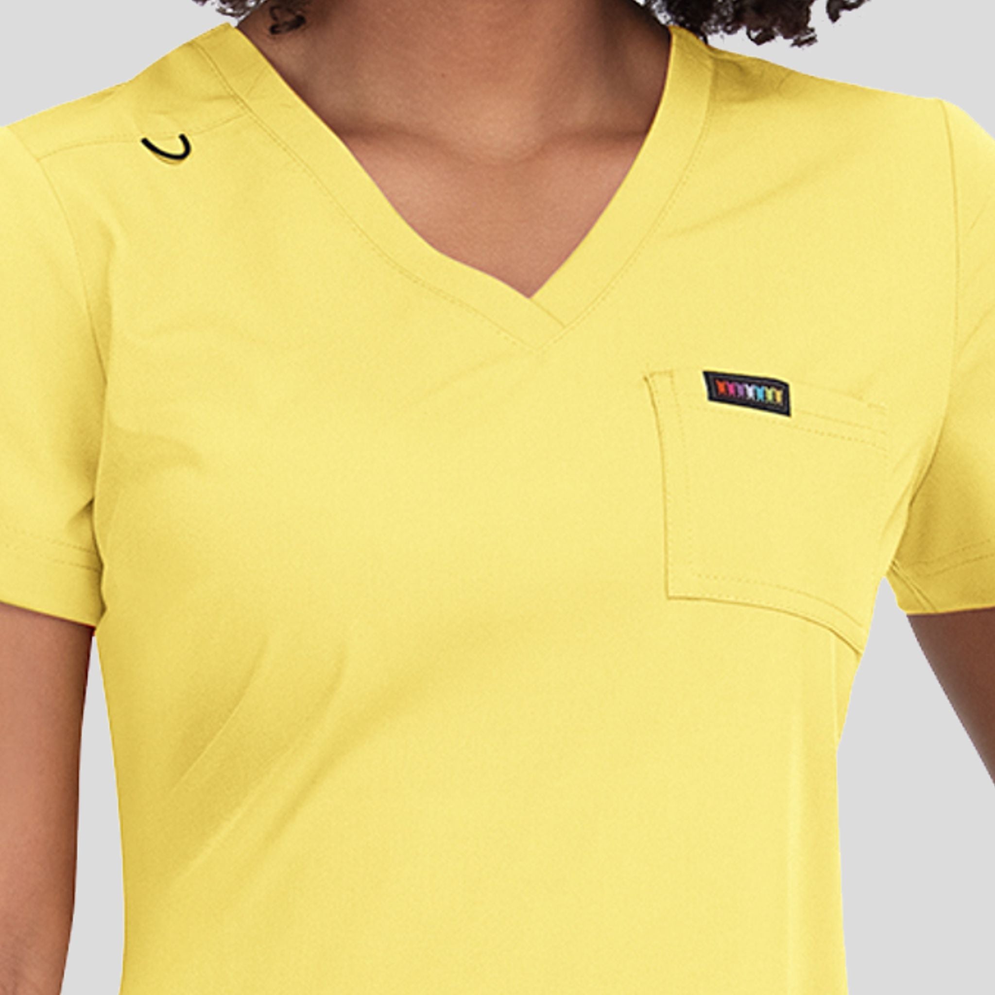 Coco Women's 1-Pocket Tuck-In Scrub Top