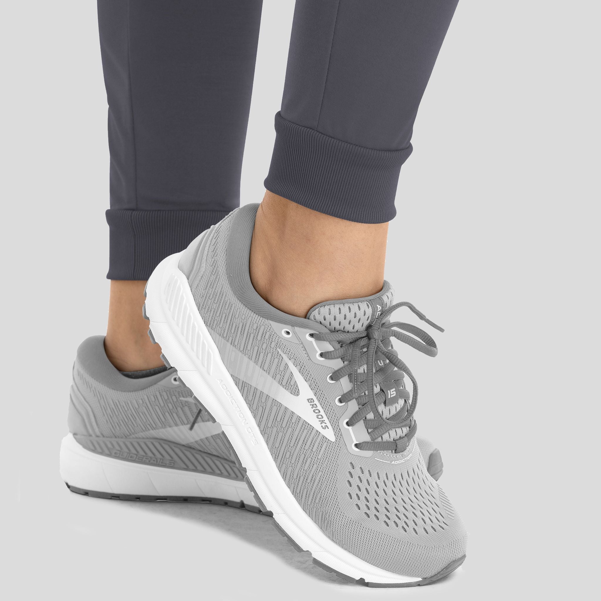 Women's Mid Rise Elastic Jogger