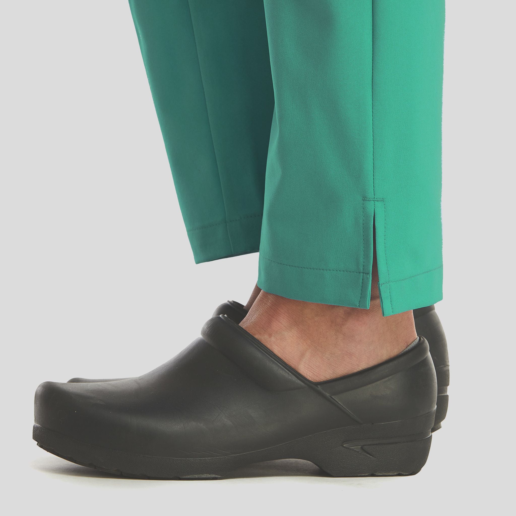 Women's 6 Pocket Pant